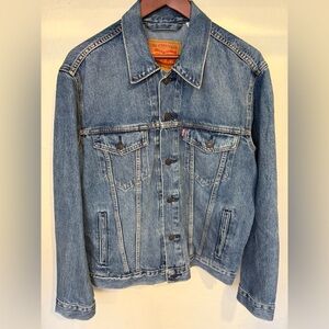 Levi's Indigo blue Denim Jacket M